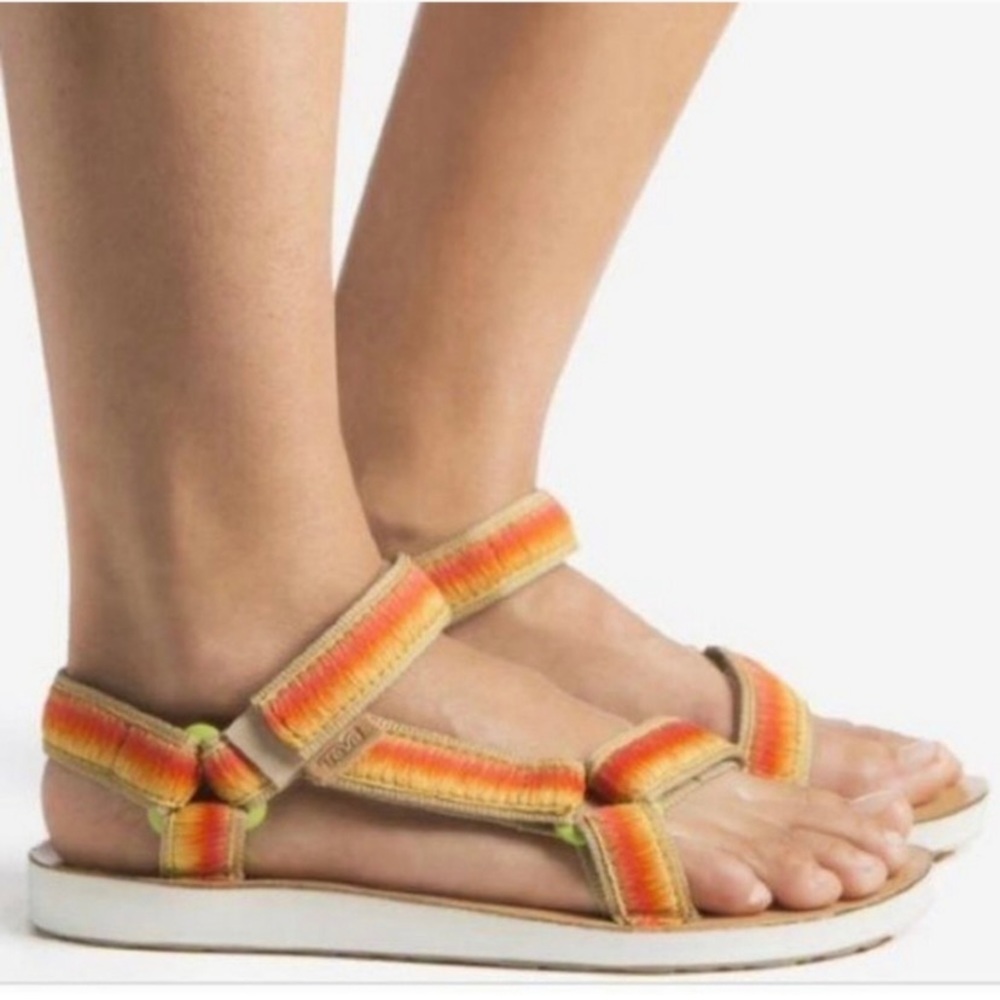 Teva Universal Ombré Sandals orange size 6